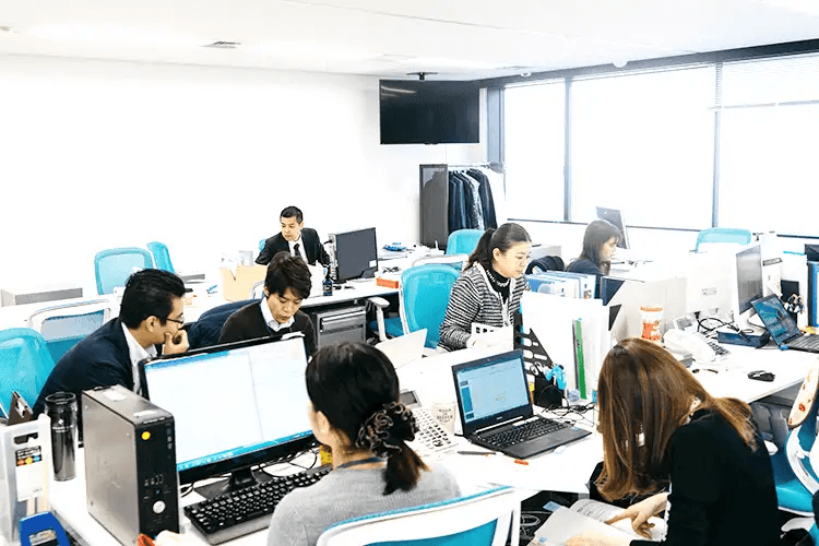 fundbook運営開始