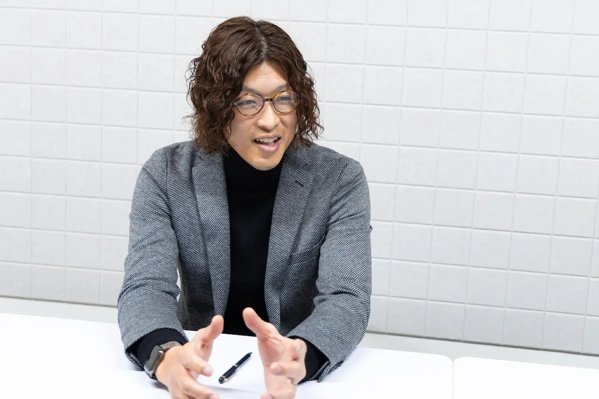 成長を最優先に「他社の買収」から「自社の売却」へ。新たなやりがいも