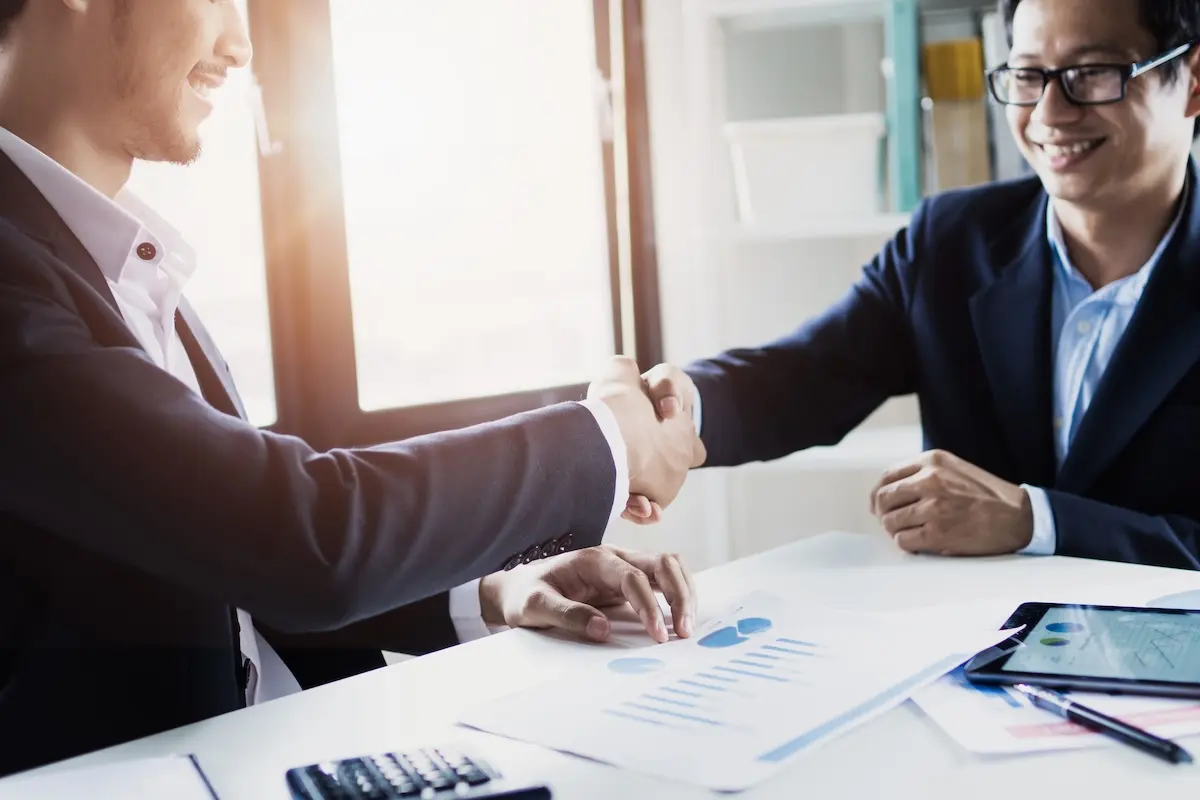 商社のM&A動向を解説！売却・買収のメリットから相場や注意点、最新事例まで紹介