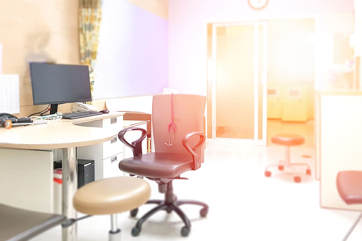 病棟建て替えを検討する際の準備と課題