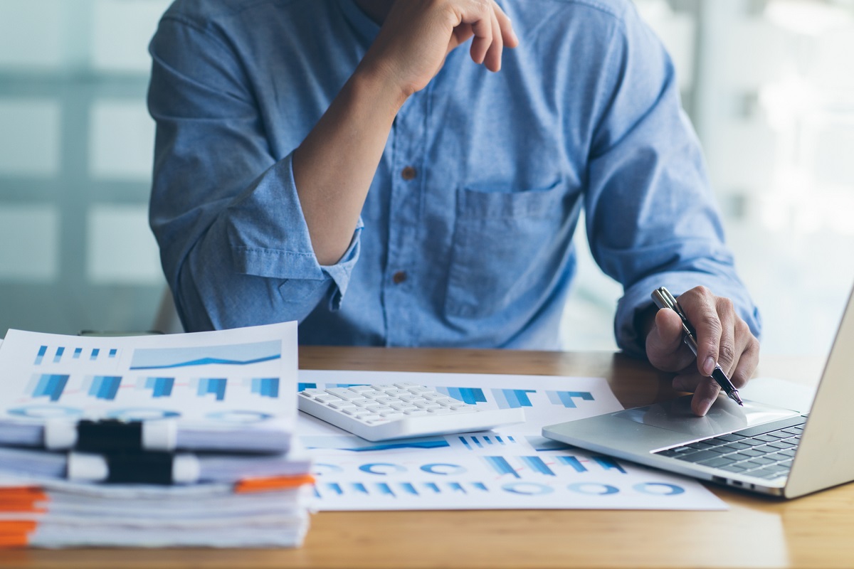 事業承継税制はデメリットの把握が大切！制度を活用する時のポイントも解説