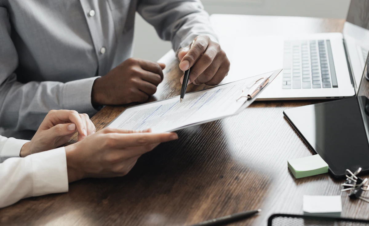 事業承継ローンを活用するには？概要からメリット・デメリット、活用法やフローまで