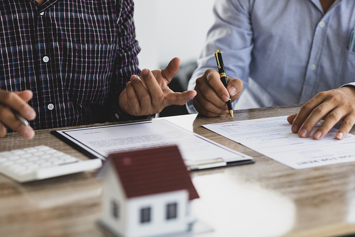 事業承継における遺留分の注意点とは？民法特例の内容や要件とともに解説