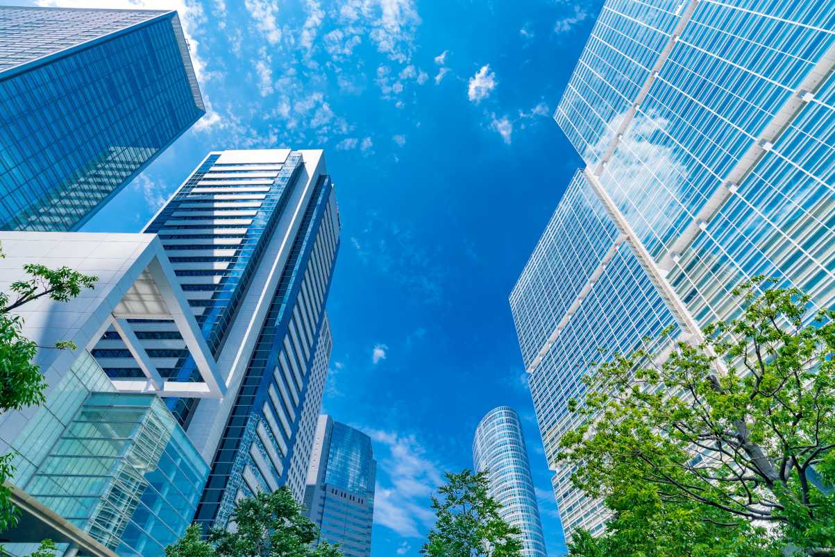 企業買収で株価は上がる?下がる? M&Aによる株価の変動理由や事例を解説