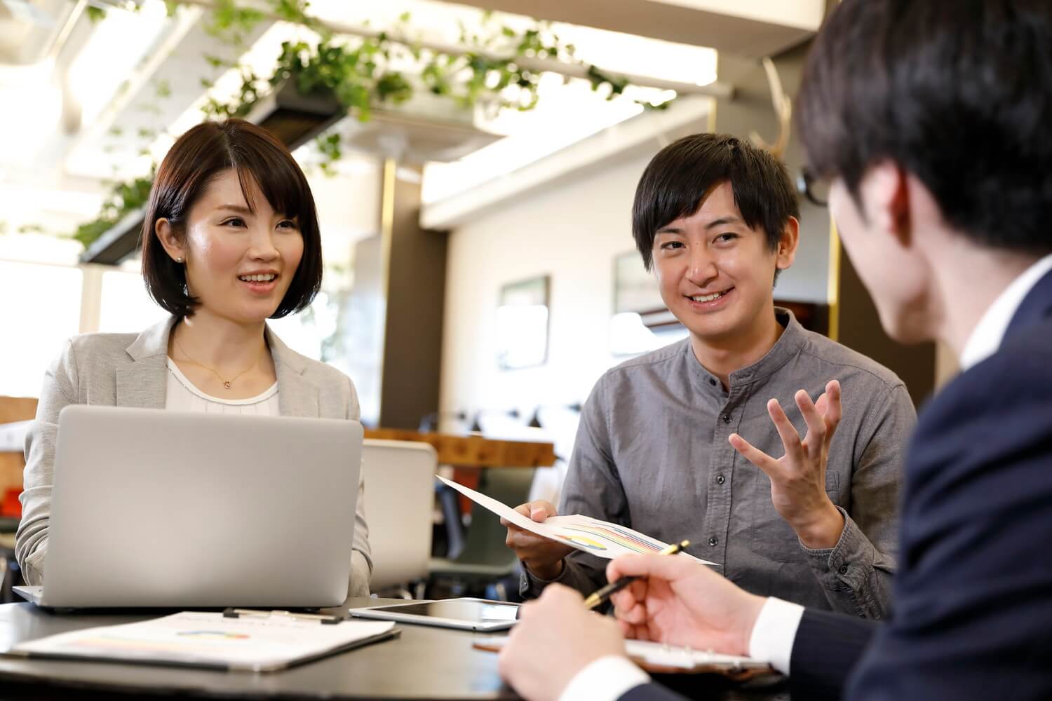 M&Aにおける新設合併とは？定義や手続きの流れを解説