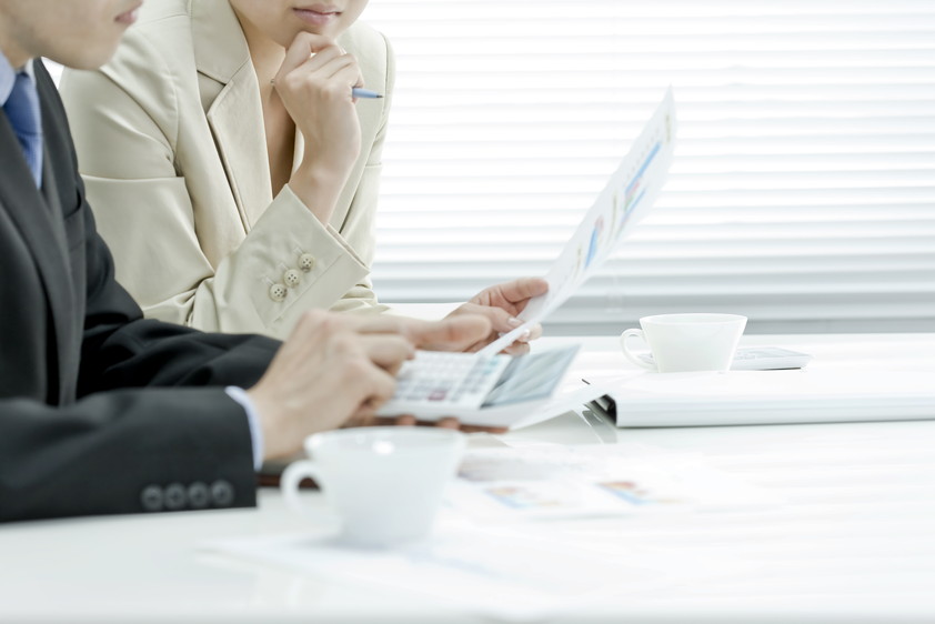 債務超過のリスクとは？判断基準や解消方法を徹底解説