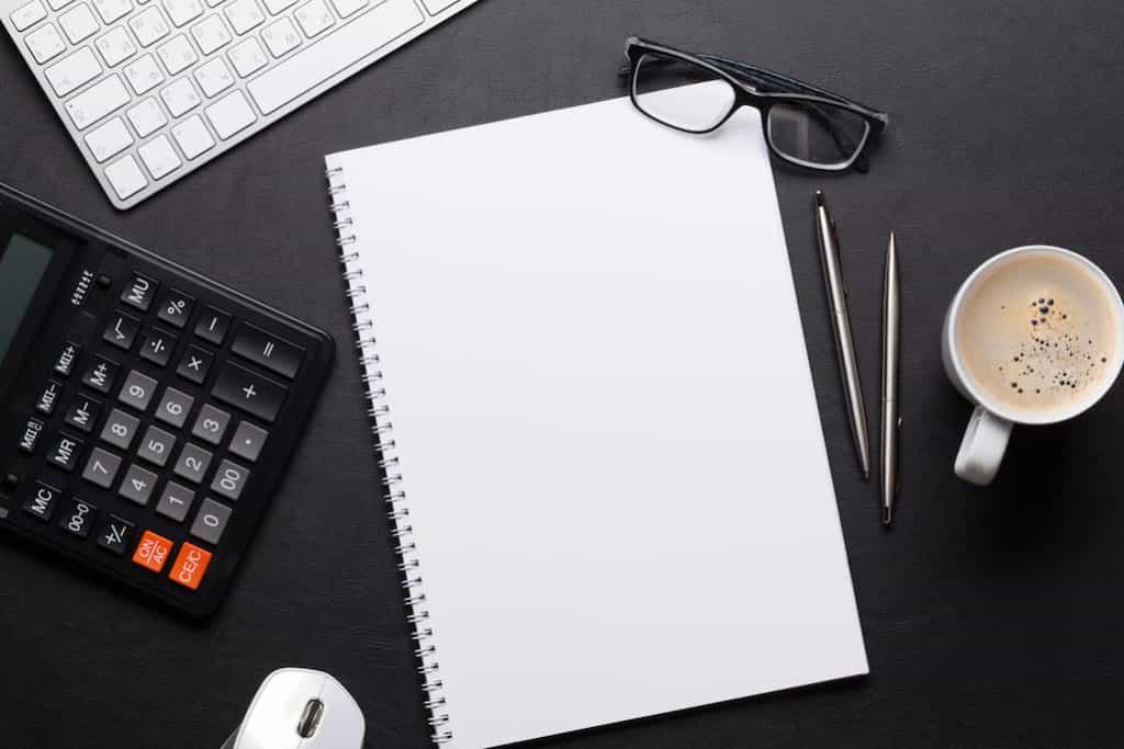 株式譲渡を行う方法とは？非上場株式を譲渡する手続きから株券発行・不発行による手続きの違いまで解説