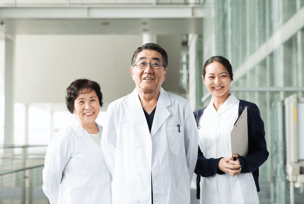 歯科業界の現状や最新の動向、譲渡・譲受企業それぞれのM&Aを行うメリットを解説