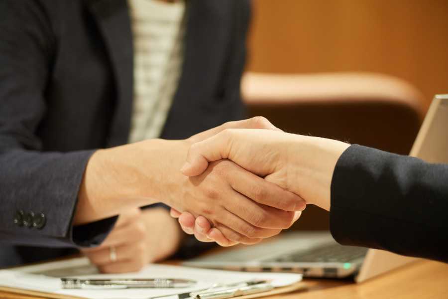 後出しでの条件交渉は禁物