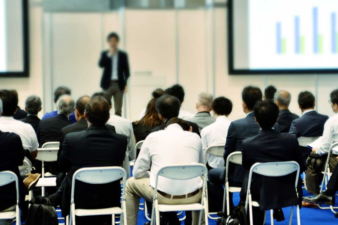 経営者に役立つM&Aセミナーとは？参加のメリットや選び方、注意点を解説