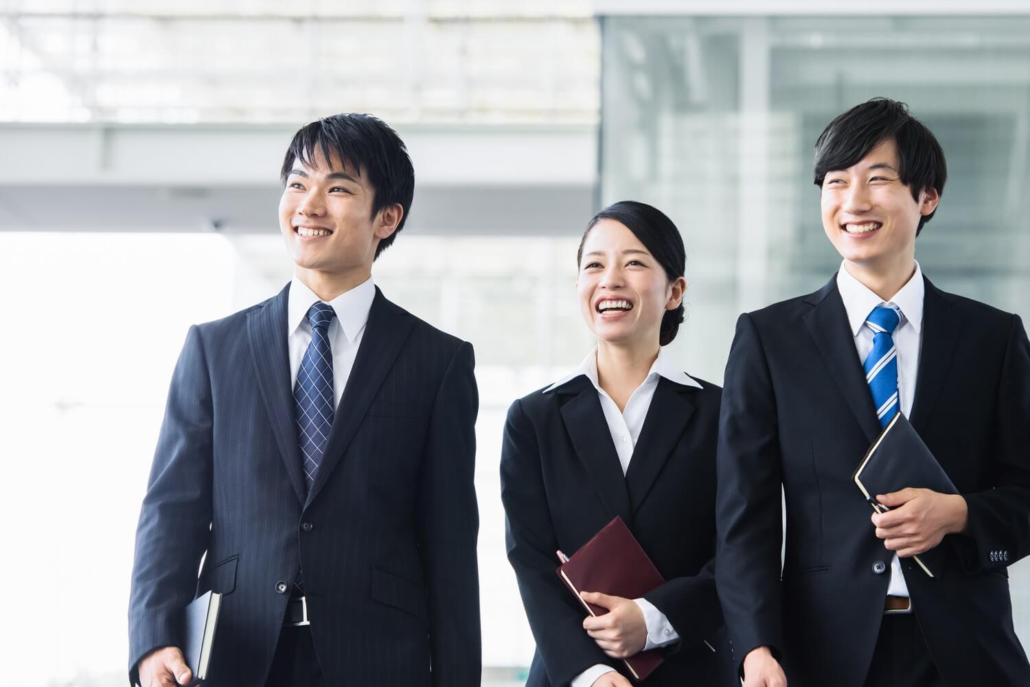 株式交換と株式移転の違いとは？メリット・デメリットや事例、手続き【図解付き】