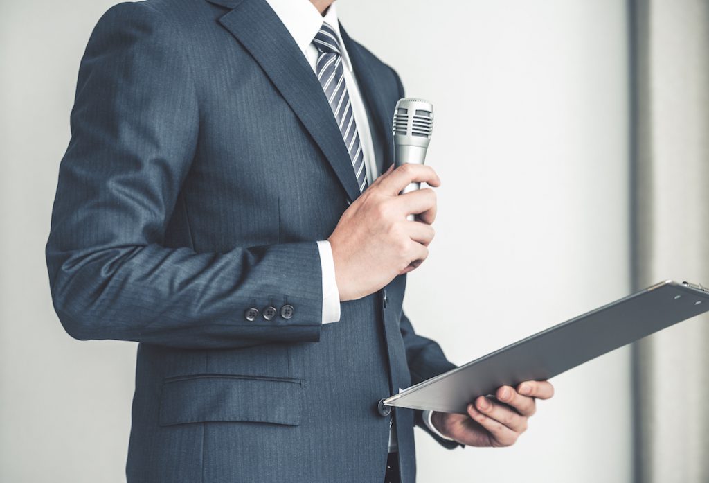 事業譲渡の際に株主総会を開催する必要はある？株主総会が必要・不要な場合と議事録に記載すべき項目を解説